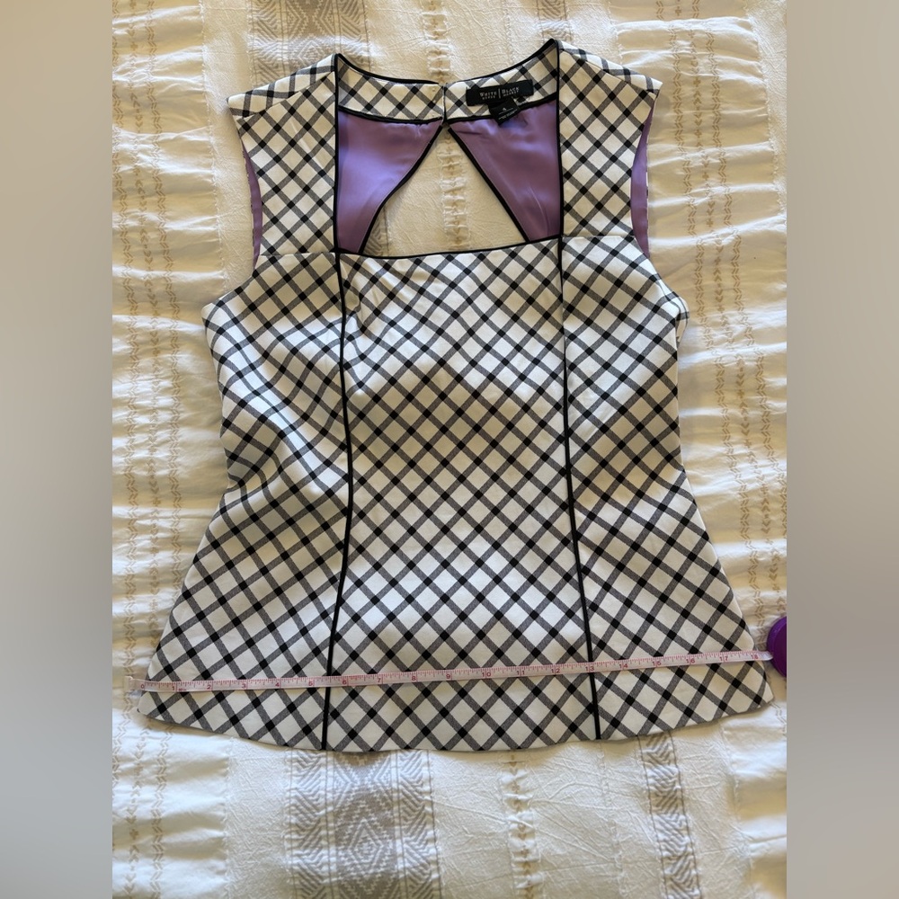 Chic Checkered Sleeveless Top - Picture 6 of 7
